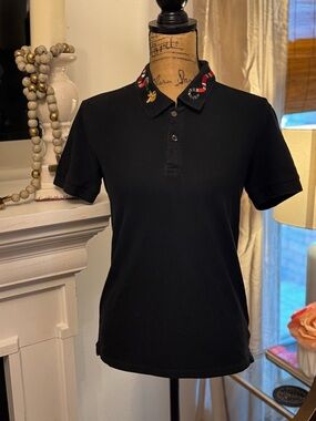 🖤GUCCI BLACK POLO WITH RED AND WHITE SNAKE & BEE EMBROIDERED DETAILS!